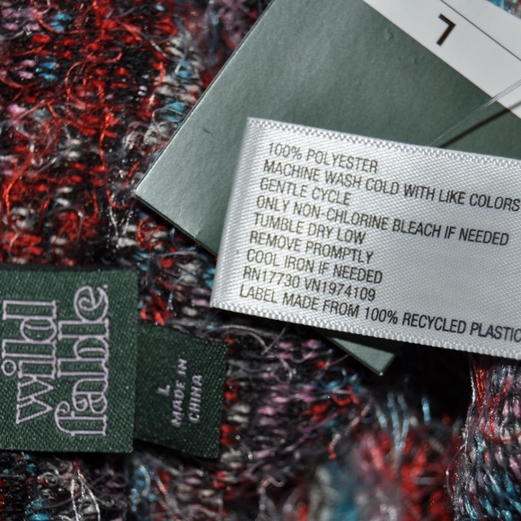 New WILD FABLE Striped Fuzzy Pullover Sweater NWT - Picture 7 of 8